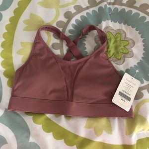 NWT Fabletics Zoe high impact sports bra.